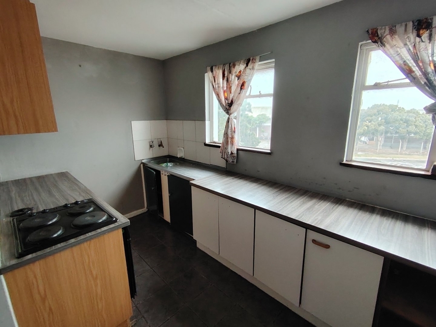 To Let  Bedroom Property for Rent in Algoa Park Eastern Cape